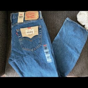 Men’s Levi’s 501 jeans